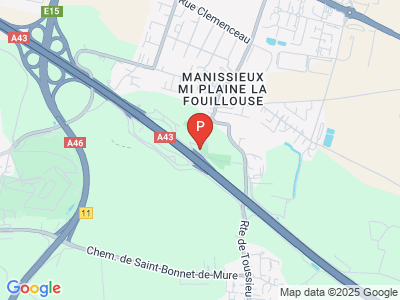 parking Allée des Cervettes Saint-Priest