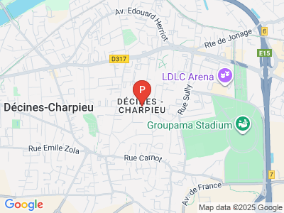 parking Place du Prainet Décines-Charpieu