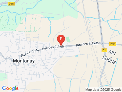 parking Stade Montanay